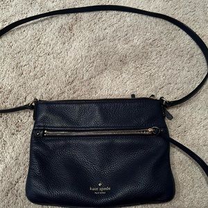 Kate spade cross shoulder purse